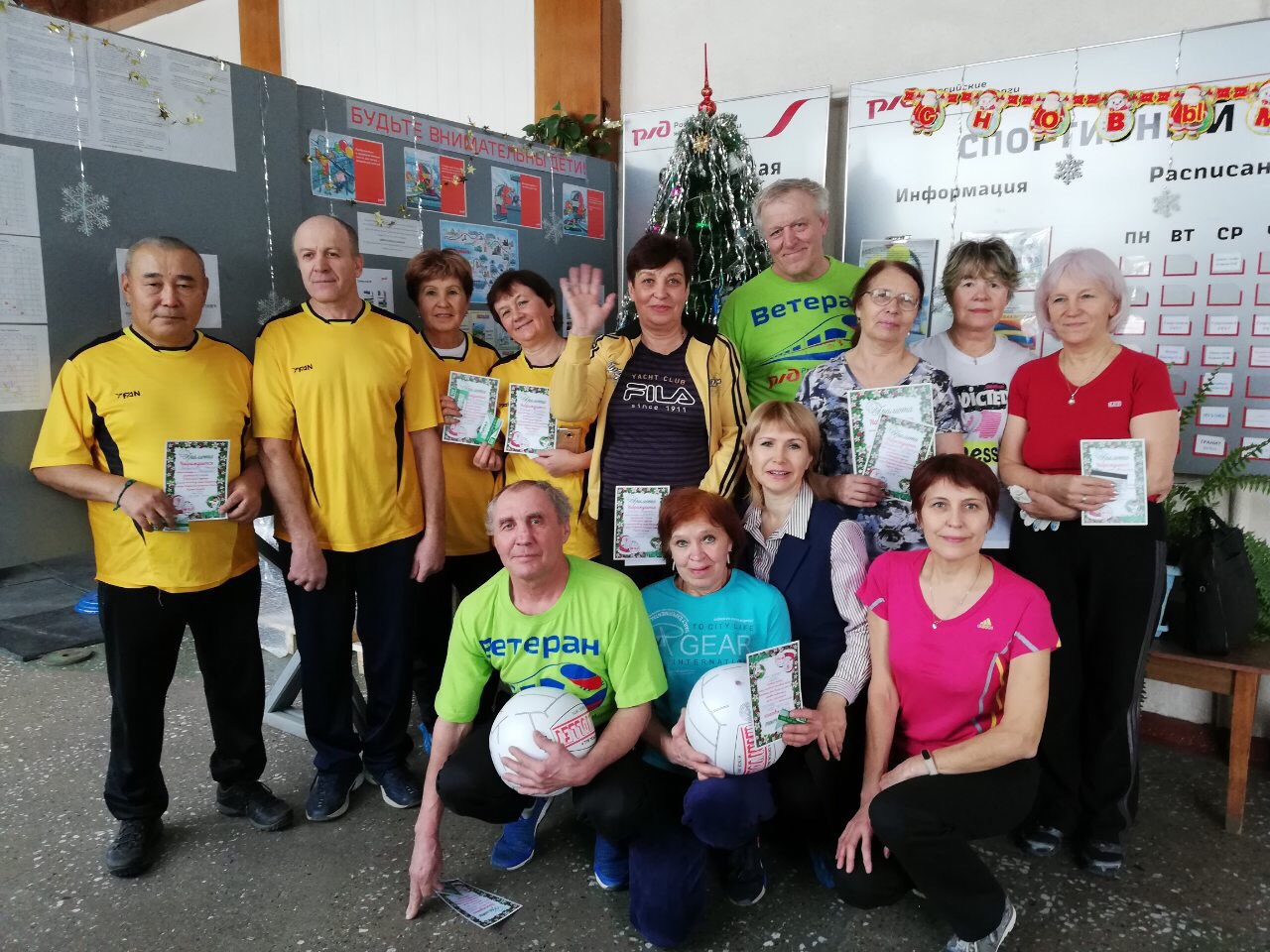 Ветераны Шишковки сыграли в мини-волейбол