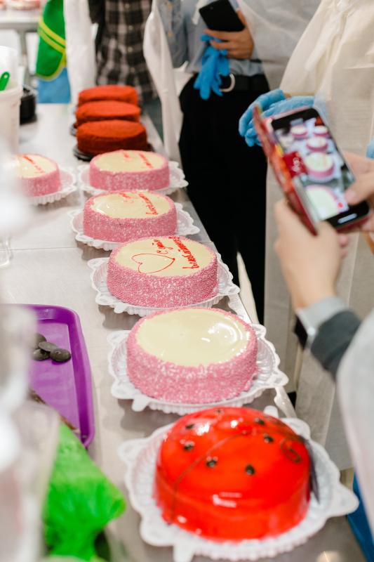 Самое сладкое подразделение ГК "Титан" посетили улан-удэнские блогеры