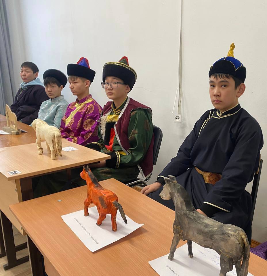 Группа компаний «Титан» выступила партнёром конкурса бурятского языка «Эхэ хэлэн – манай баялиг»