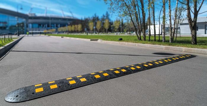 Поставка лежачих полицейских