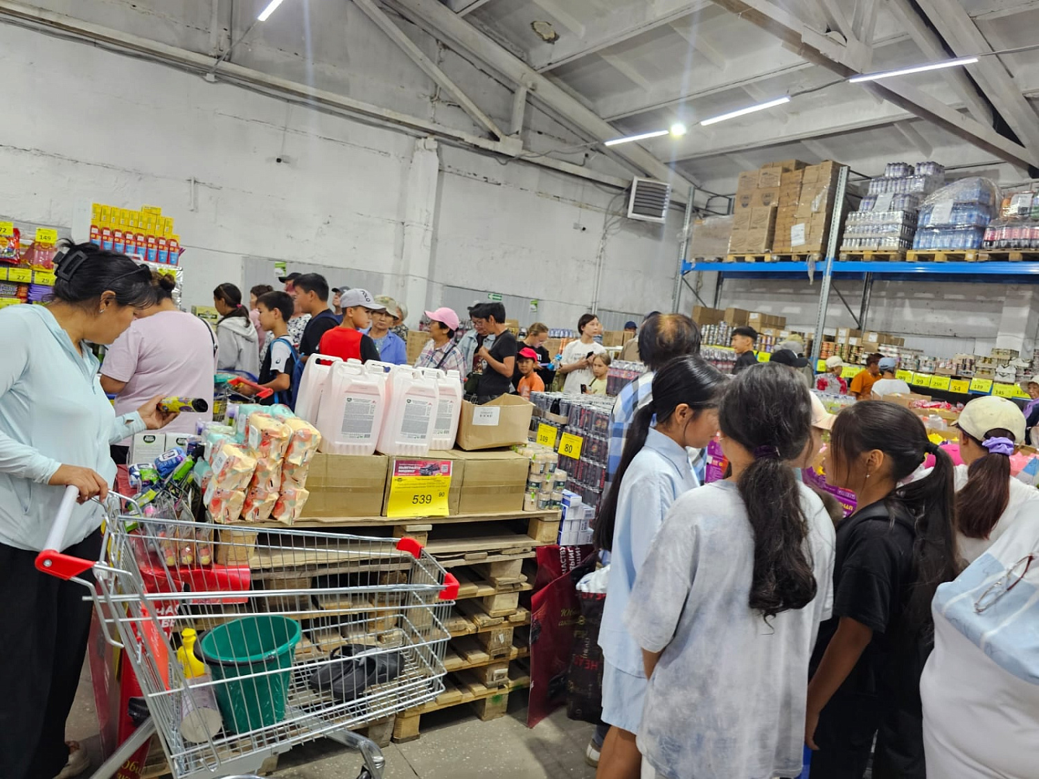 В Курумкане открылся новый магазин сети «СТОП ЦЕН»