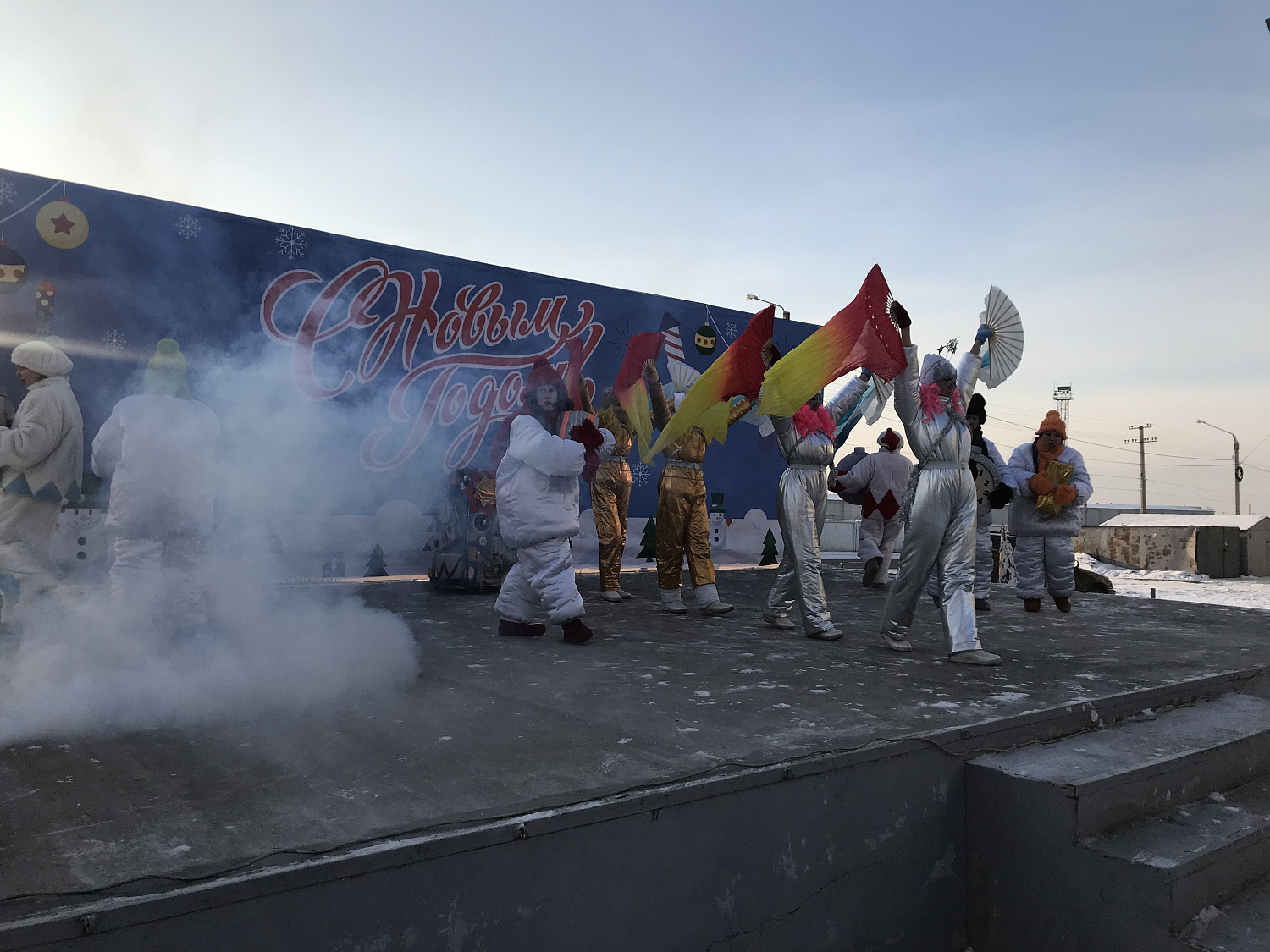 Праздник к нам приходит!