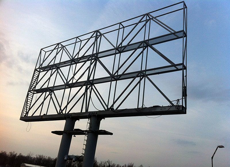 Изготовление и монтаж рекламных щитов