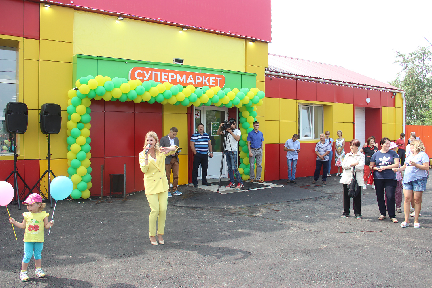 Наш новый супермаркет на Левом берегу