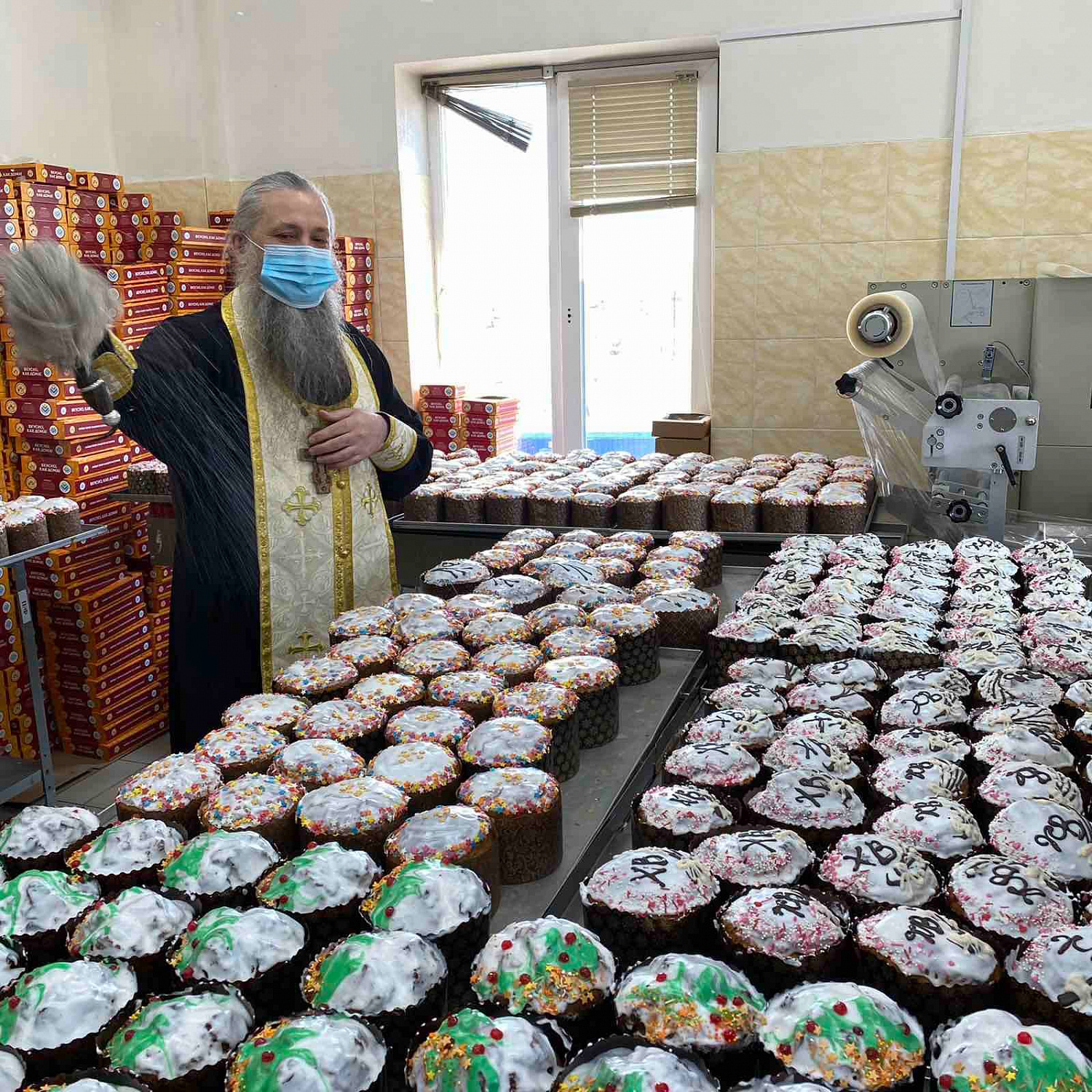 Освященная продукция к празднику Светлой Пасхи Освященная продукция к празднику Светлой Пасхи