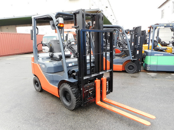 Поставка складской техники