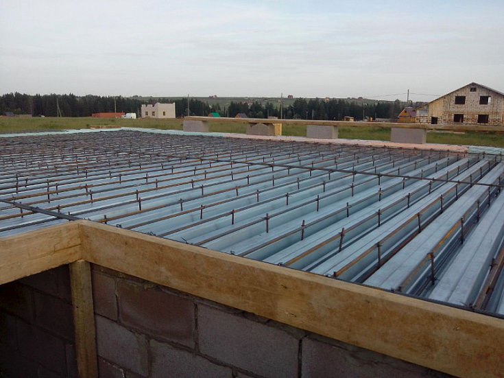 Поставка материалов и устройство перекрытия