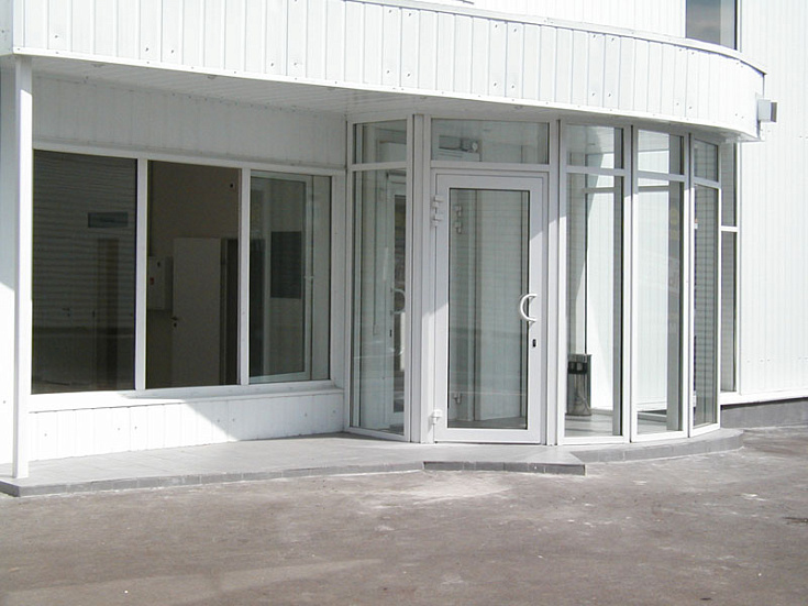 Поставка и изготовление входной группы