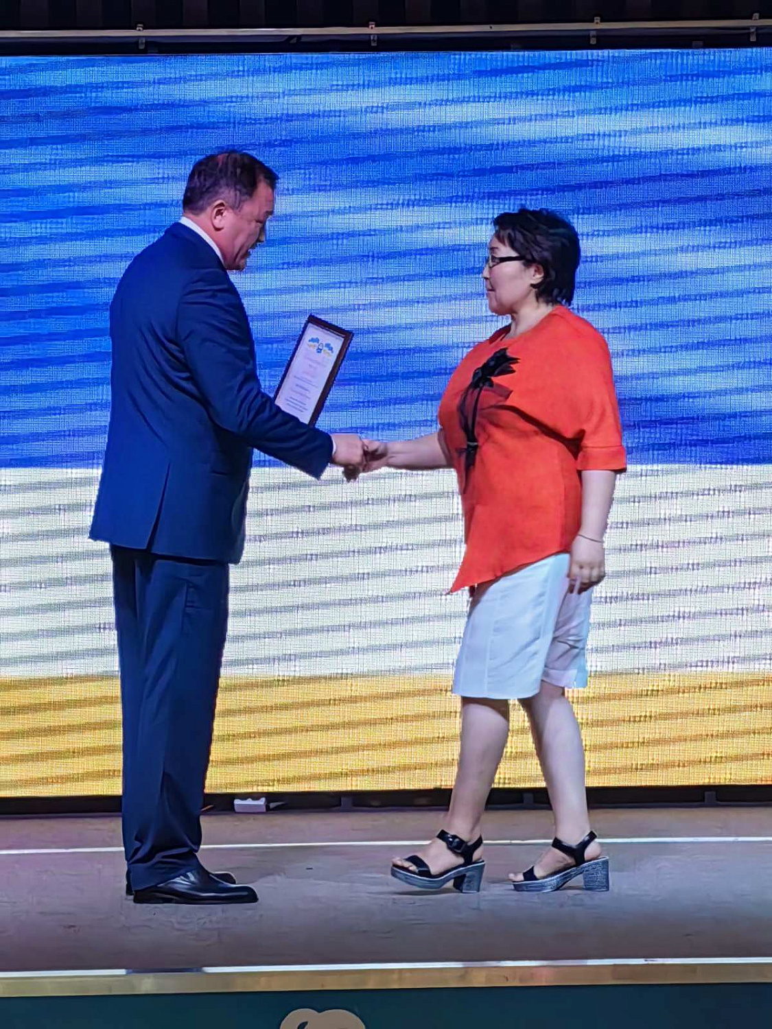 В преддверии «Дня работника торговли» в Улан-Удэ наградили сотрудников ГК «Титан»! 