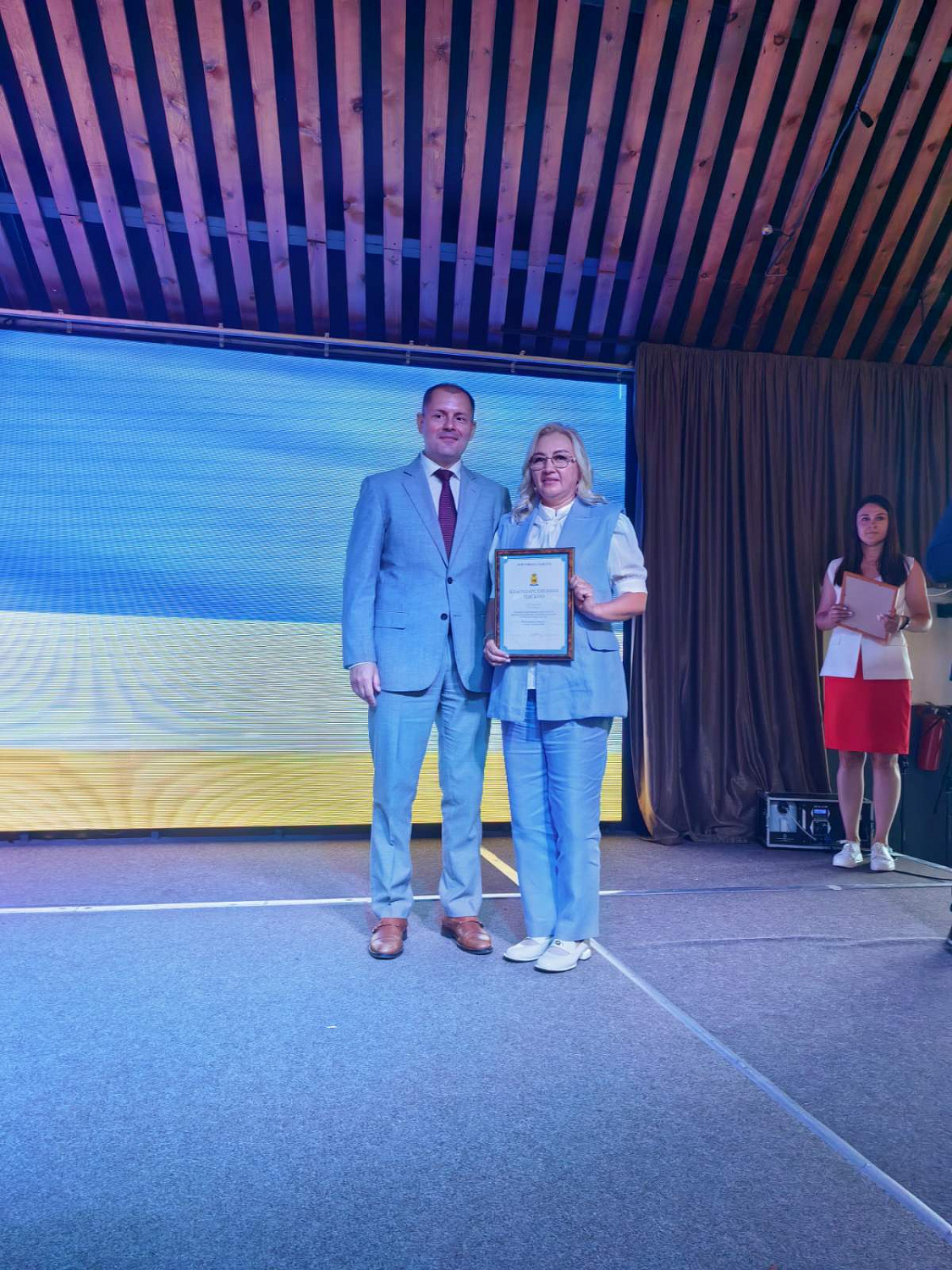 В преддверии «Дня работника торговли» в Улан-Удэ наградили сотрудников ГК «Титан»! 