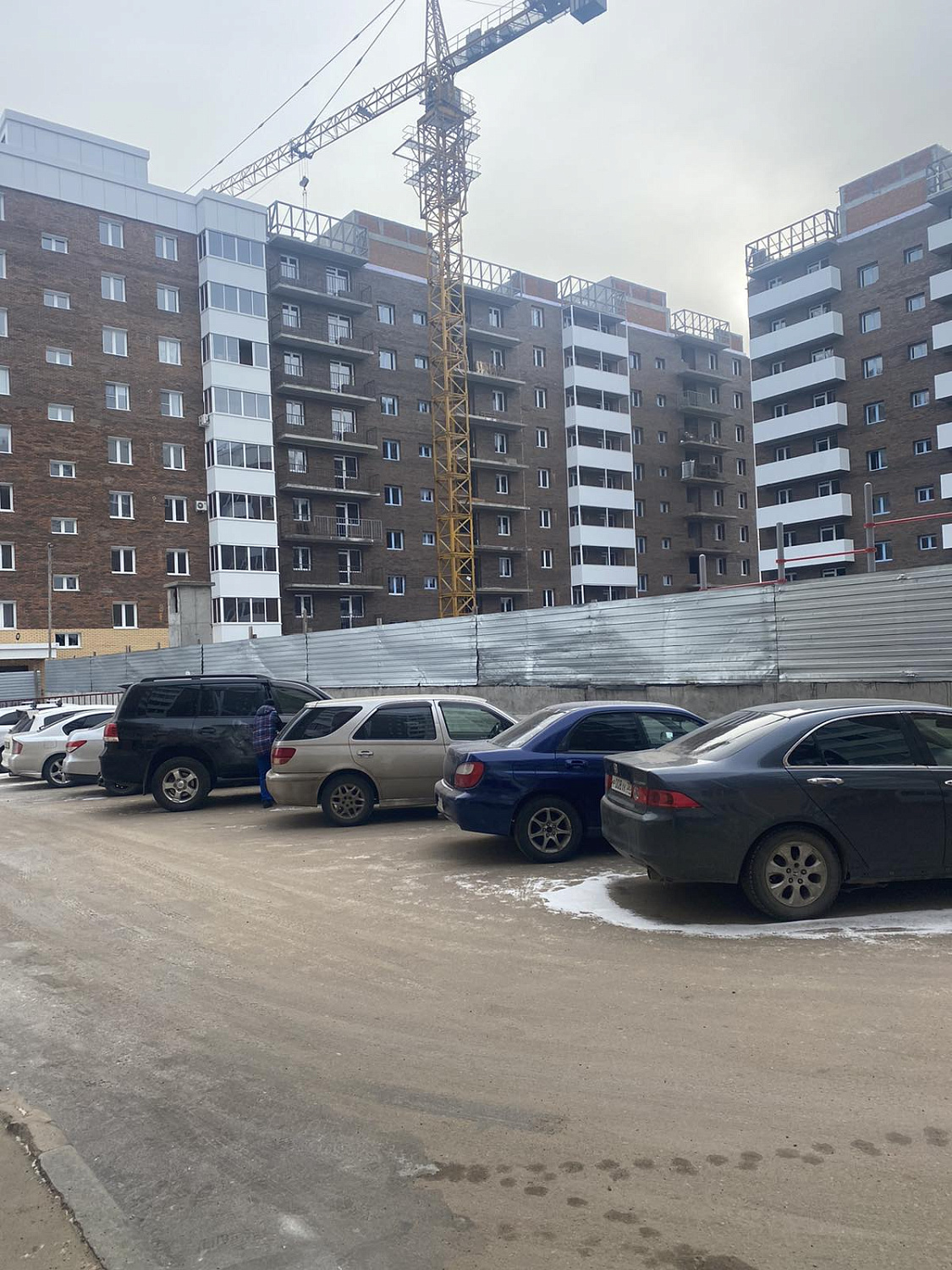 Евгению Жербаеву вручили ключи от квартиры 